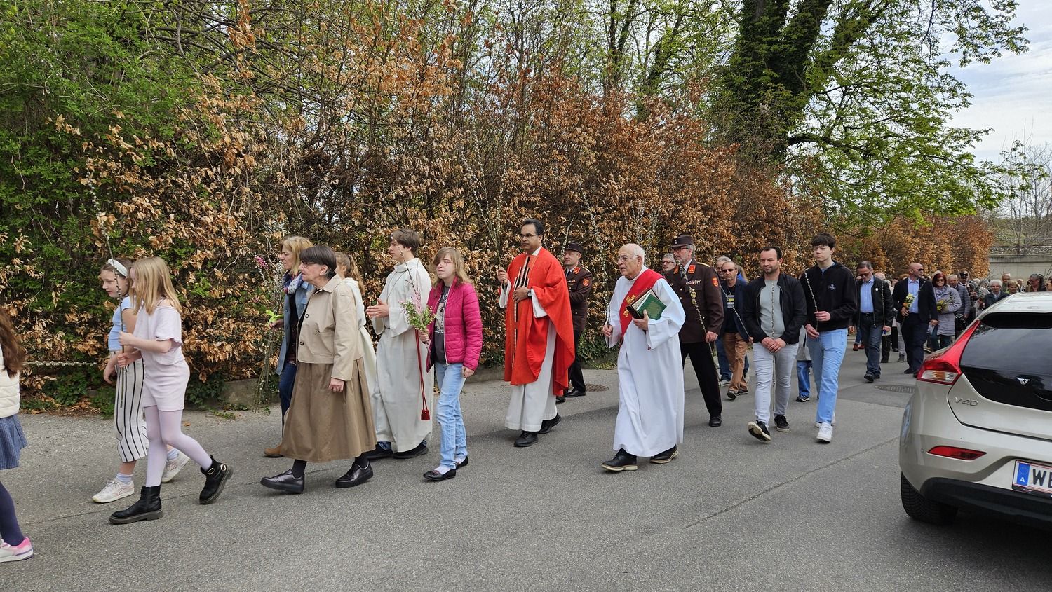 Palmprozession in die Pfarrkirche