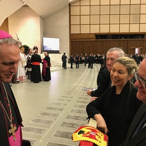 Auch Erzbischof Georg Gänswein grüßt das Burgenland