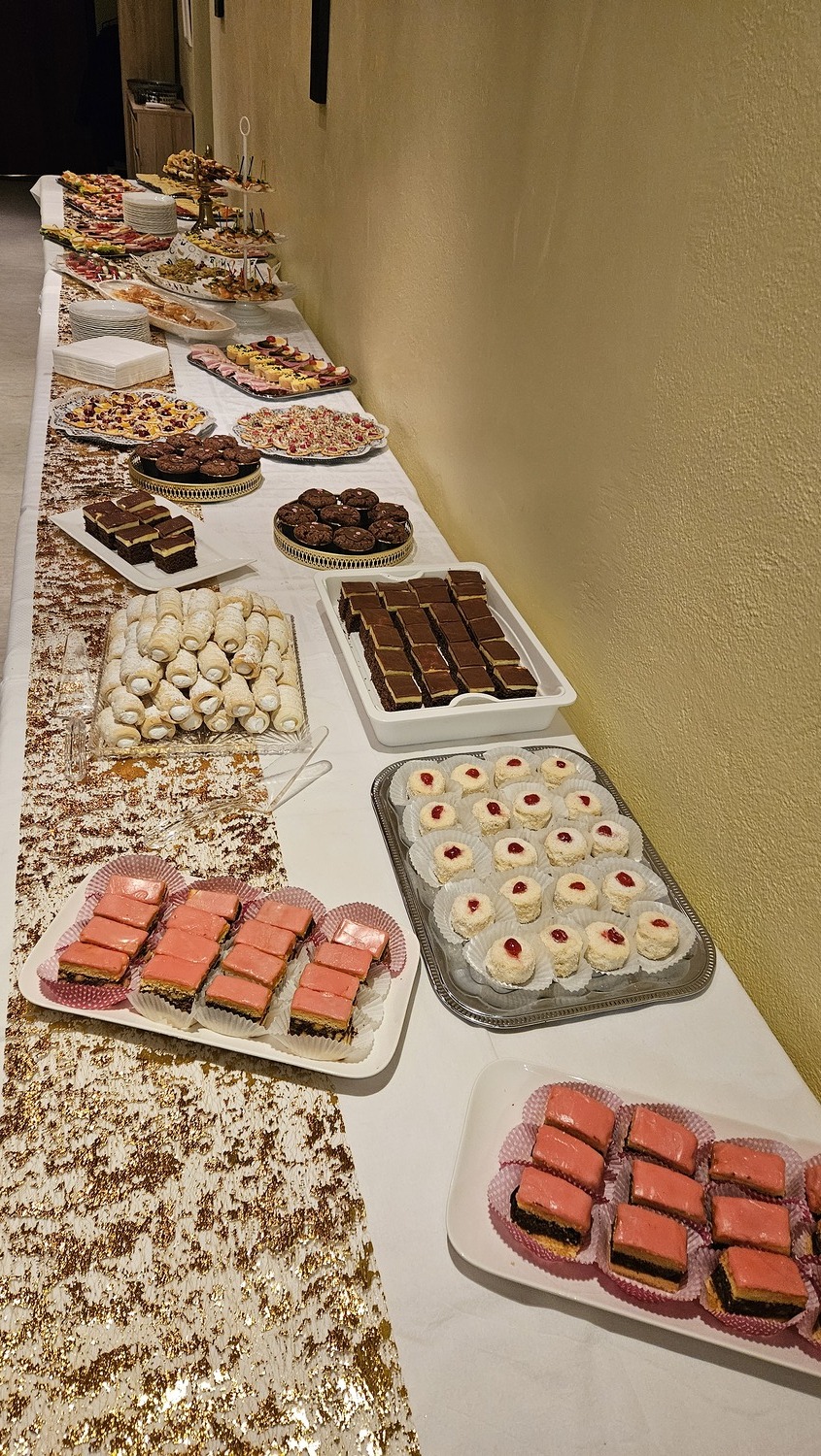 Neujahrsempfang 2026 / Nadja Hutter Vorbereitung Buffet Neujahrsempfang 2026