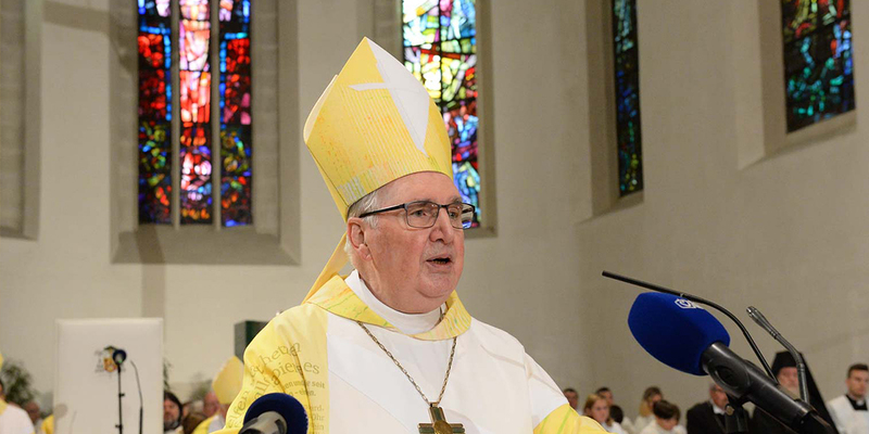 Im Vorgriff auf den 85er wurde bereits beim vergangenen Martinsfest groß gefeiert: Jubilar und Altbischof Dr. Paul Iby bei seiner Dankesrede im Martinsdom am 11. November 2019