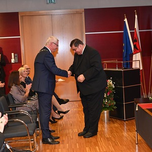 Ehrenring an Pfarrer Mag. Wilhelm A. Ringhofer