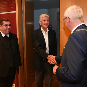 Ehrenring an Pfarrer Mag. Wilhelm A. Ringhofer