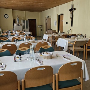 Dekorierter Kommunikationsraum