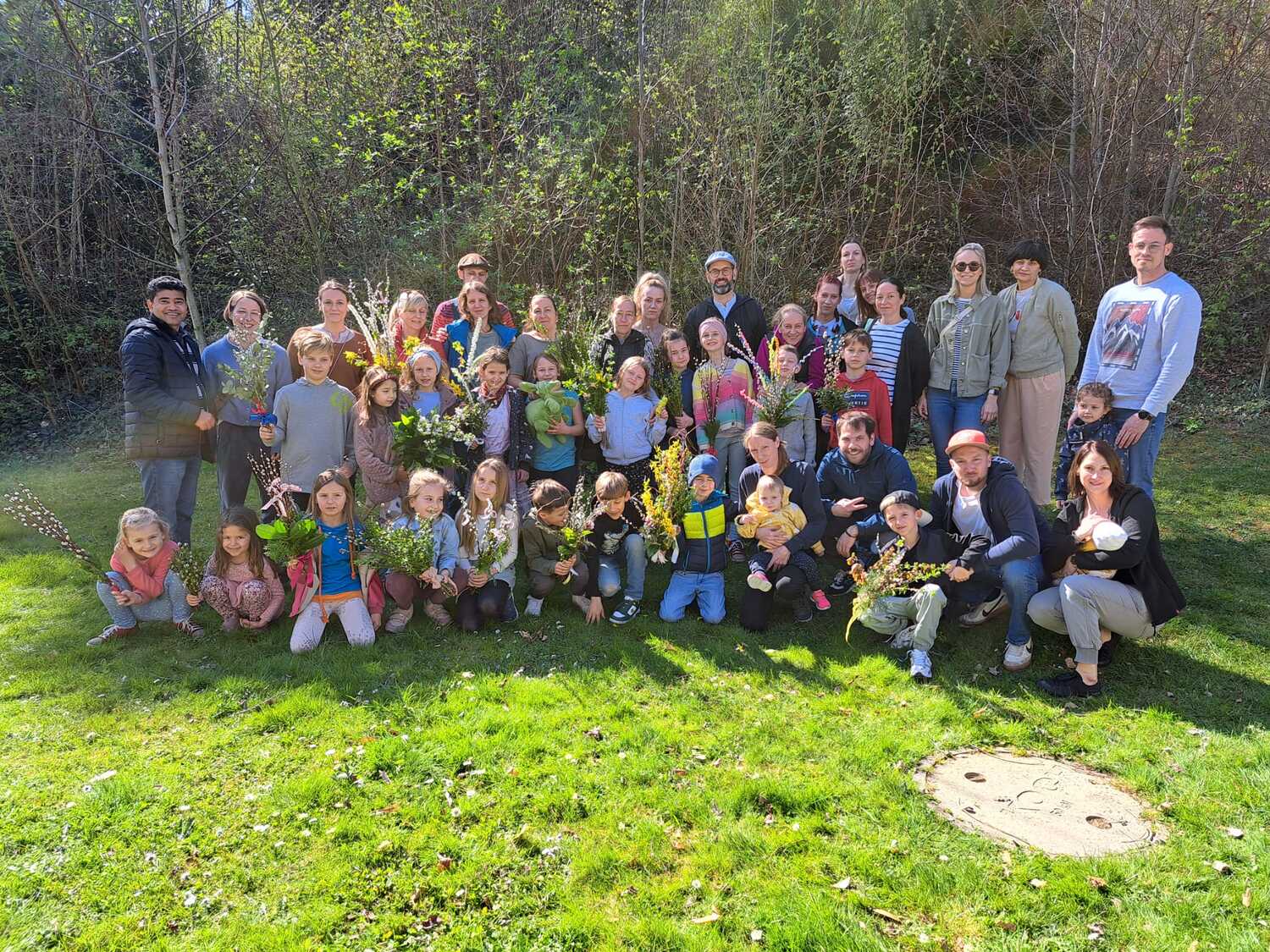 Karwoche / Pfarre Bad Sauerbrunn Palmsträuße binden