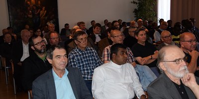 Zahlreiche Seelsorger hörten die Ausführungen von  Superintendent Manfred Koch und Diözesanbischof  Ägidius Zsifkovics zum neuen Arbeitsjah