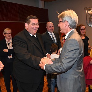 Ehrenring an Pfarrer Mag. Wilhelm A. Ringhofer