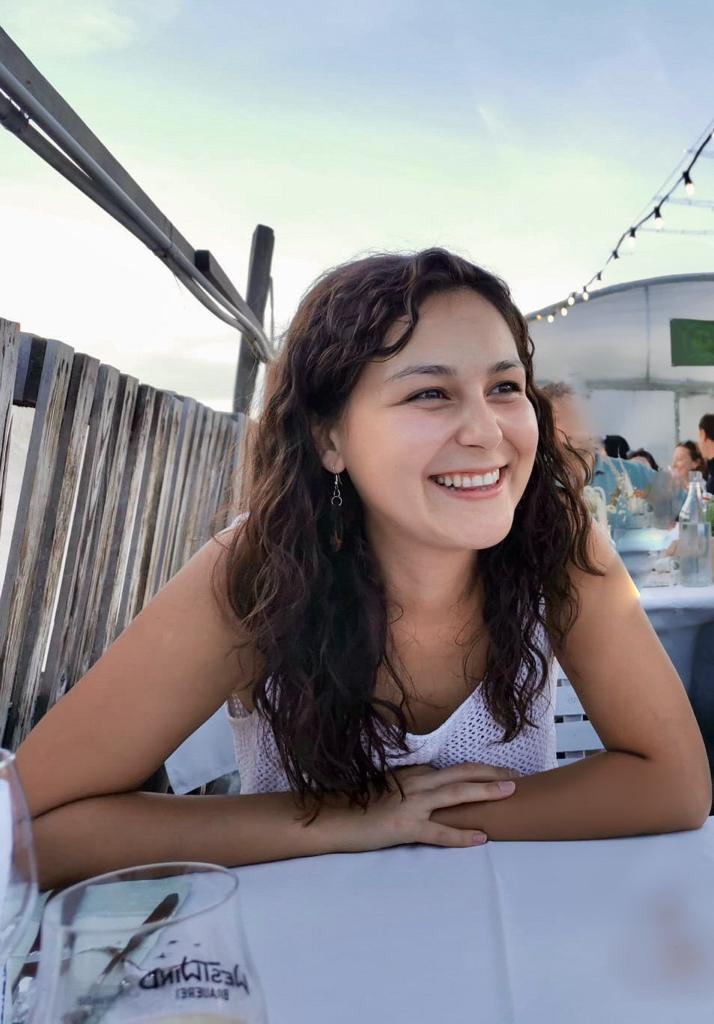 Samara Sanchez-Pöll