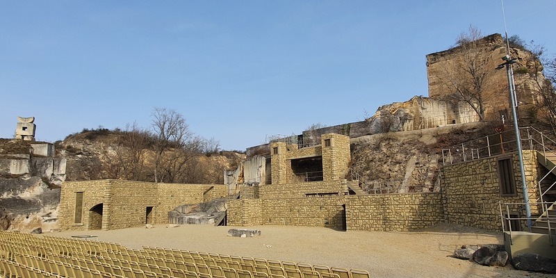 Wer einen Ausblick auf die diesjährigen Passionsspiele in St. Margarethen bekommen möchte, kann den bei der Feier des Live-Übertragungsgottesdienst am Palmsonntag aus dem Römersteinbruch mit Pfarrer Richard Geier erleben.
